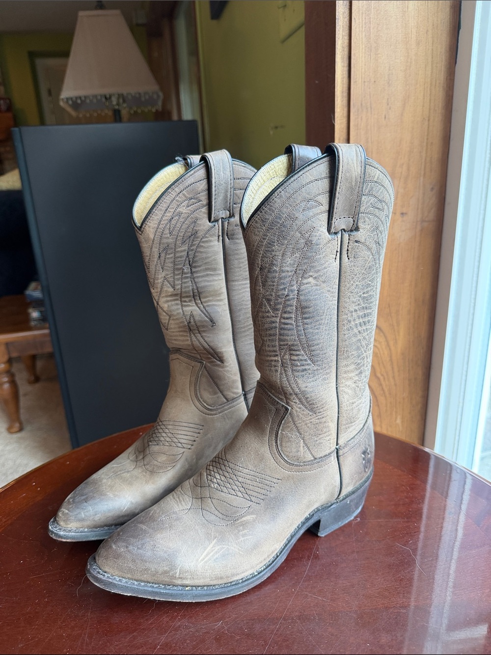 Frye Women's Tan Leather Western Heeled Boots
